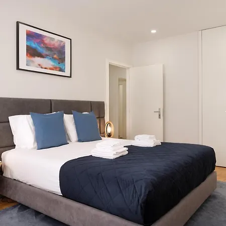 Invicta Premium - 4br Downtown With Ac Apartment