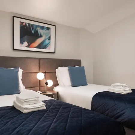 Apartment Invicta Premium - 4br Downtown With Ac *