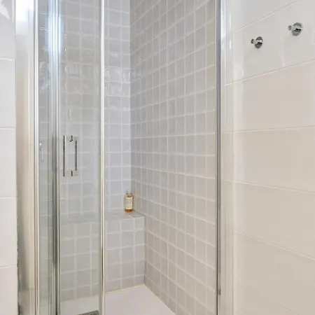 Invicta Premium - 4br Downtown With Ac 公寓 波尔图