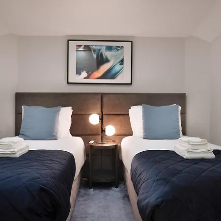 公寓 Invicta Premium - 4br Downtown With Ac *