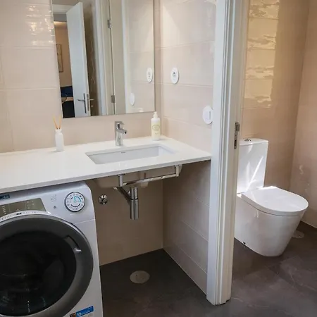 Apartment Invicta Premium - 4br Downtown With Ac *
